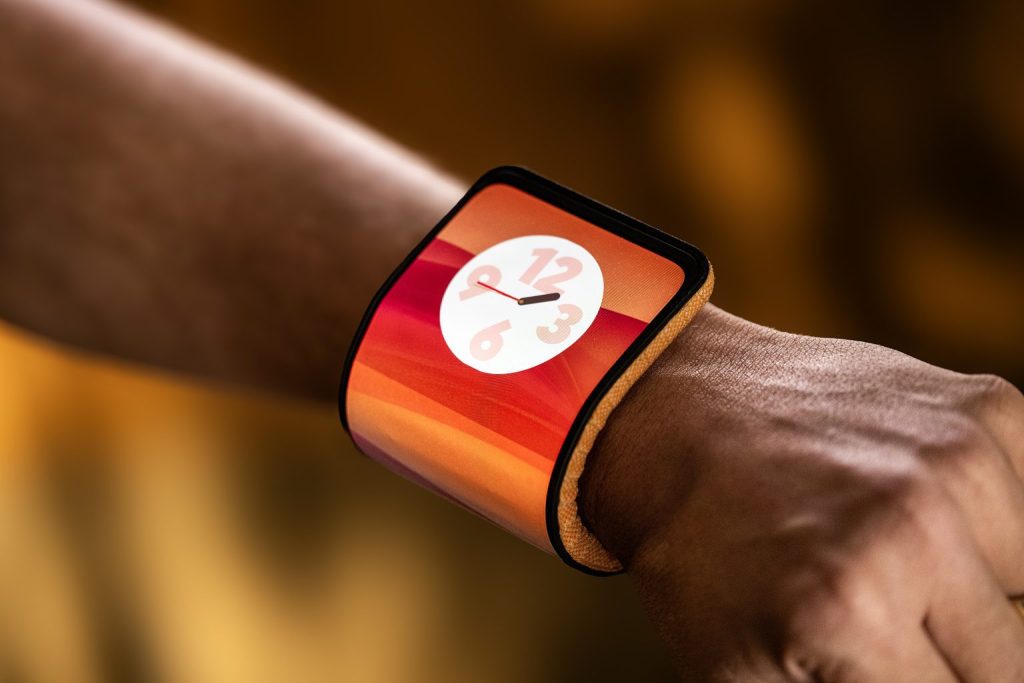 Motorola's AI Shaping the Future of Flexible Tech